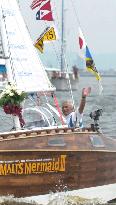 Japan yachtsman Horie sets sail on solo voyage to U.S.